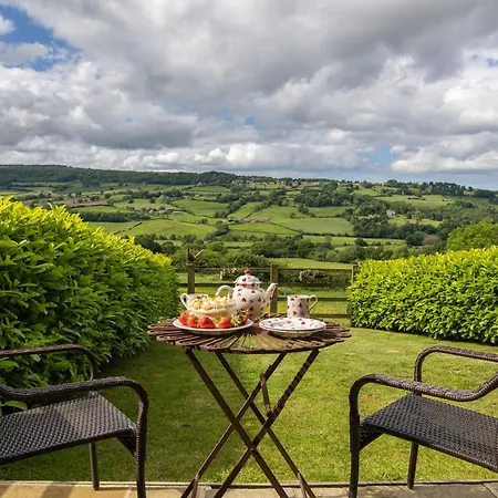 Unique Retreats Sleights