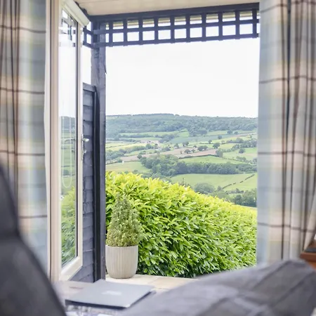 Unique Retreats